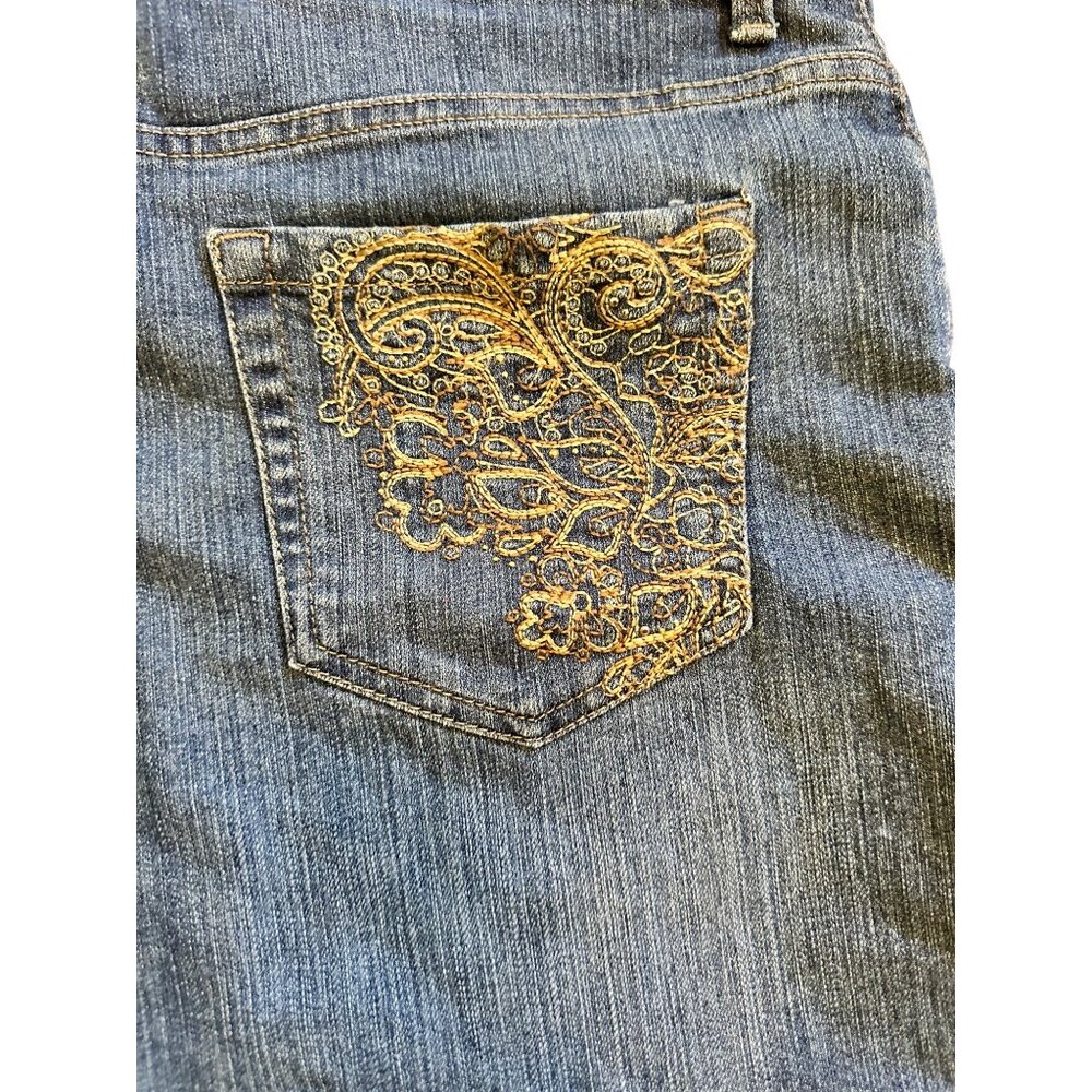 Gloria Vanderbilt Amanda Womens Denim Shorts 14 Blue With Gold Embroidered Back - Picture 5 of 9